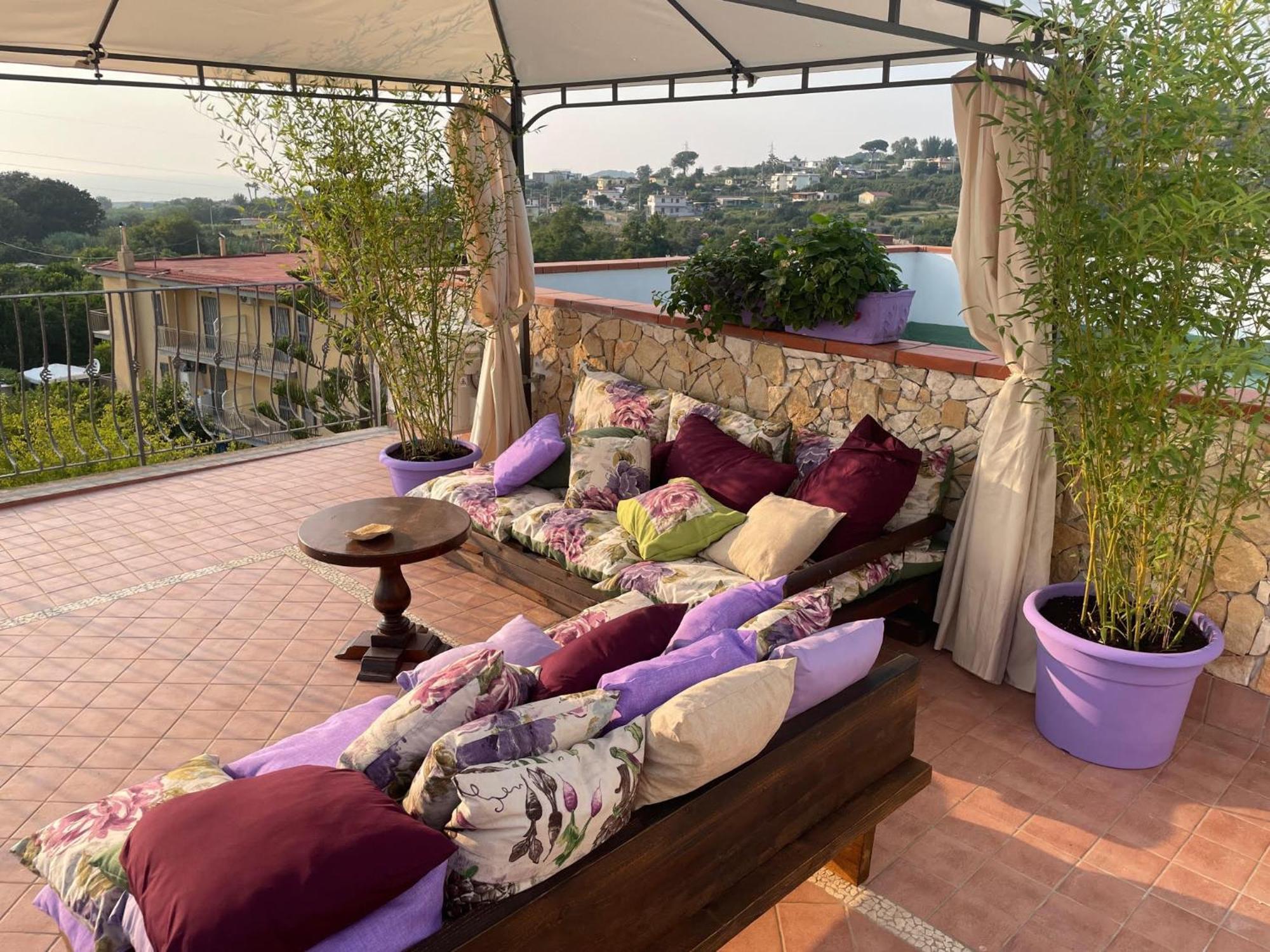 Domus Parva - Villa Con Bio-Piscina, Spa Privata E Appartamenti Panoramici Bacoli Bagian luar foto